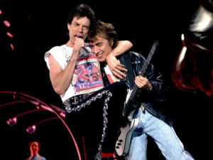 rolling-stones-1989-Photo-PaulNatkin-WireImage@1400x1050-696x522