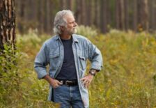 chuck_in_the_fall_pic